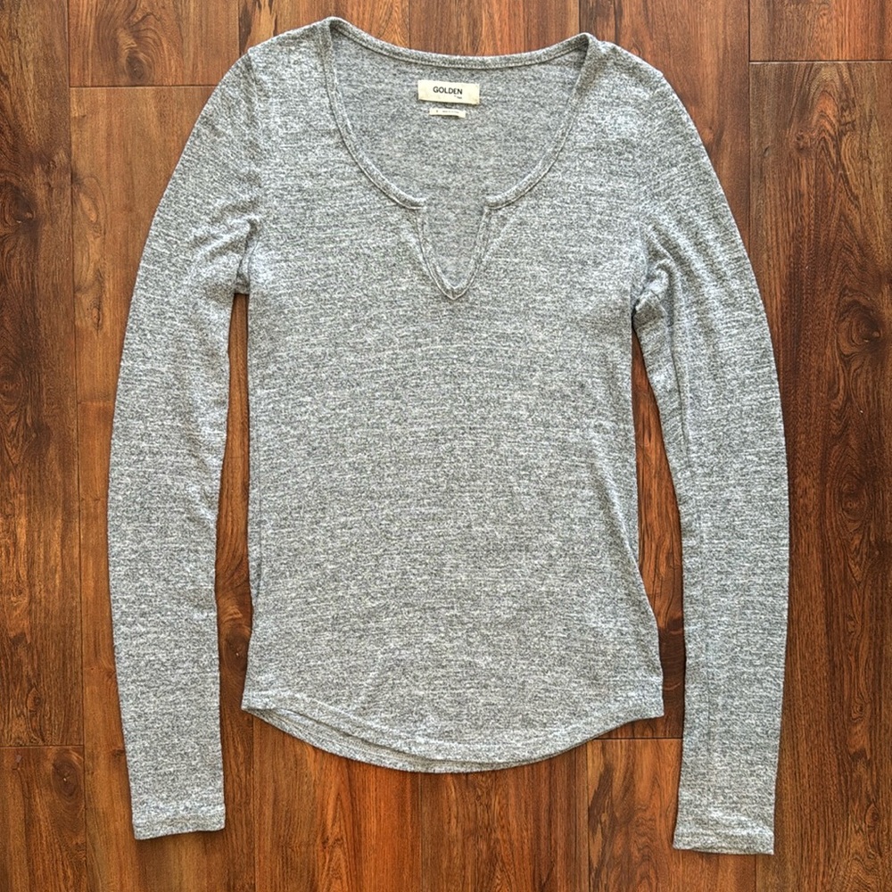 Golden by TNA long sleeve gray top